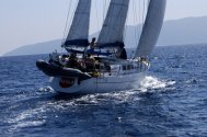 noleggio barca con equipaggio 